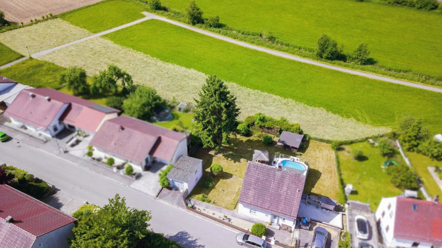 Charmantes Baugrundstück mit Panoramablick in Ergoldsbach - Süd-West