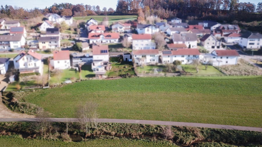 Süd-West - Baugrundstück in unverbaubarer Lage mit Blick in die Natur